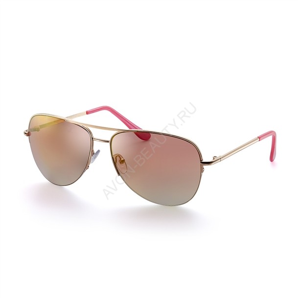 Женские солнцезащитные очки &quot;Мила&quot; Женские солнцезащитные очки "Мила" с оправой золотистого цвета. Линзы выполнены из акрилового пластика темно-серого цвета.  Категория фильтра: 2.Ширина оправы (примерно): 145 мм.