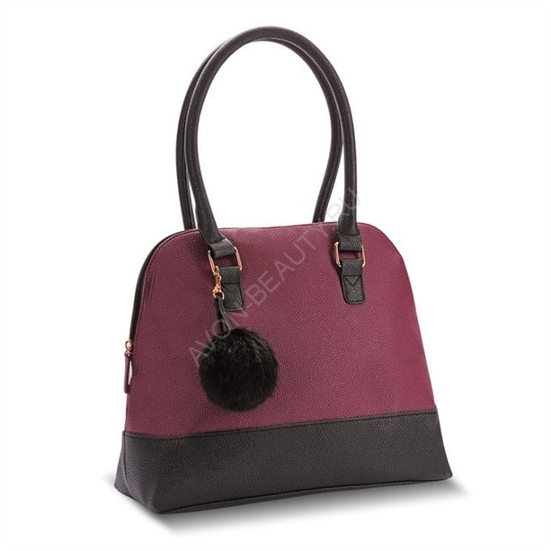 Женская сумка &quot;Ирина&quot;, Черно-белый принт Женская сумка "Ирина" из искусственной кожи выполнена в двух цветах: фиолетовый и черно-белый. Подкладка выполнена из полиэстера в тон сумке.