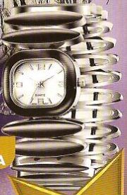 Женские наручные кварцевые часы "Натали". Водонепроницаемые. Размер циферблата 2,9х2,5 см. Длина браслета 18 см. 64220