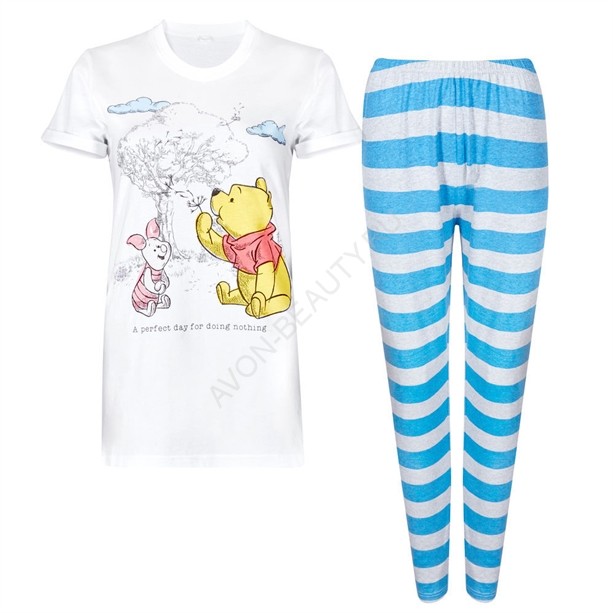 Женская пижама “Winnie the Pooh” размер 40-42 11444 Женская пижама с принтом “Winnie the Pooh” из хлопка.Материал футболки: 100% хлопок.Материал брюк: 89% хлопок, 6% полиэстер, 5% эластан.Страна происхождения: Индия.